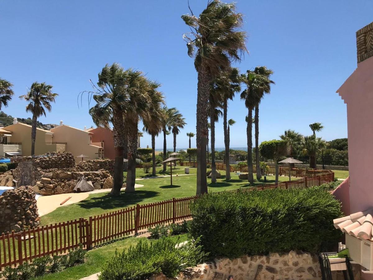 Aticos Primera Linea En Zahara De Los Atunes Bagian luar foto
